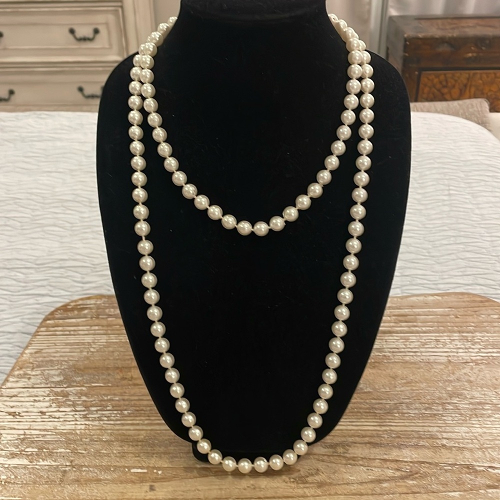 Vintage White Cream Faux Pearl Long Beaded Statement Necklace